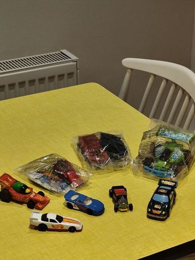 Hot Wheels Retro Vintage Toy Bundle