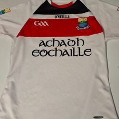 (Tight Fit) Saint Mary's Ahoghill GAA (Antrim) O'Neills Hurling/Gaelic Football Jersey (Adult Small) FREE POST