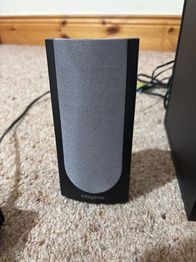 Creative speaker set
