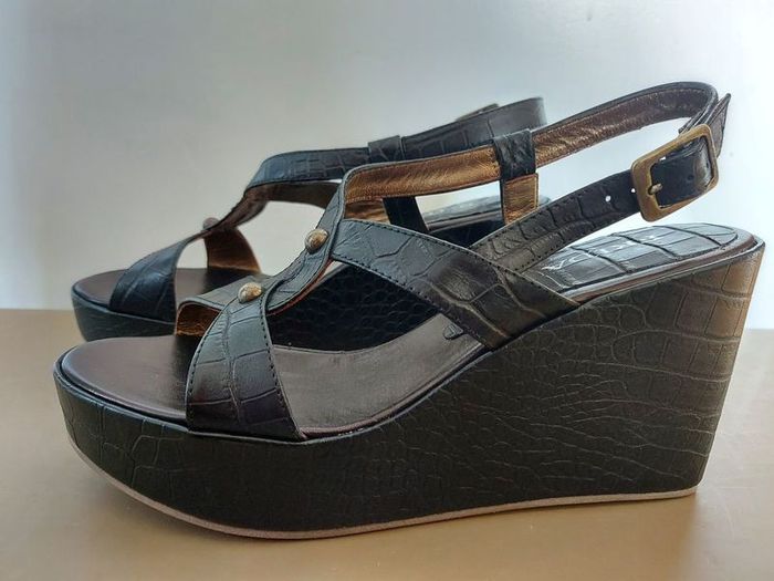Ladies FRIDA Buckle Detail Slingback Wedge Sandals size 7 UK SALE