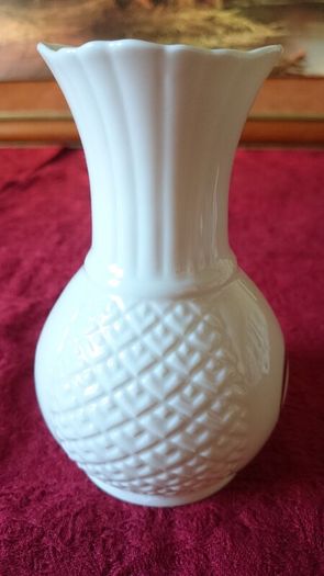 Donegal Parian China Claddagh Ring Clock And Vase Set Made In Ireland