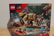 lego 76975 T. rex River Escape