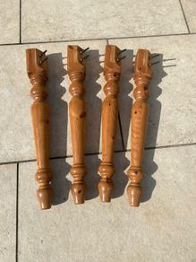 4 Spindled Table Legs - Solid Wood