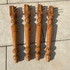 4 Spindled Table Legs - Solid Wood