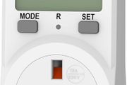 Electricity Usage Monitor Power Meter Plug Energy Monitor Plug Meter UK Energy Cost Meter 5 Modes, Socket Power Monitors Power Consumption Meter Electricity Usage Consumption KWH Amp Volt Watt Meter