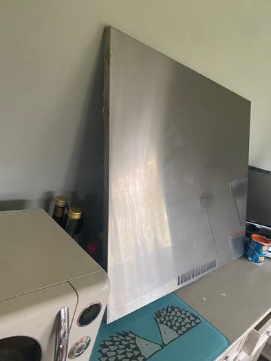 Stainless steel splashback