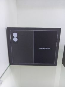 Samsung galaxy z fold 8 256gb Brand new sealed pack Unlock sim free 12 months warranty Shop collection and shop receipt