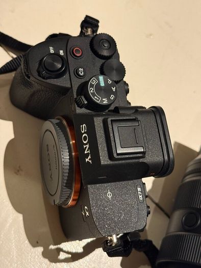 Sony A7 Iv + Sony Fe 24-70mm F2.8 Gm Ii Lens