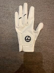 Golf glove, excellent condition