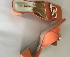 Ladies shoes