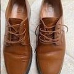 Classical Ladies shoes in Cognac. Church's. UK 7. Perfect conditions.