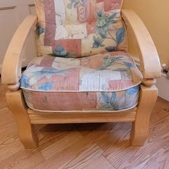 2 seater sofa and 2 single armchairs