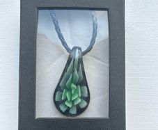 Green floral pendant