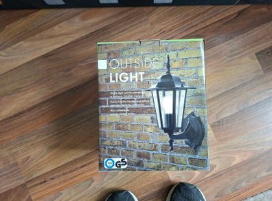 Outdoor lamp