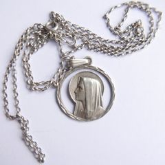 Antique Sterling Silver Catholic Saint Miraculous Mary Lourdes religious pendant and Necklace length 24" - 5,5g
