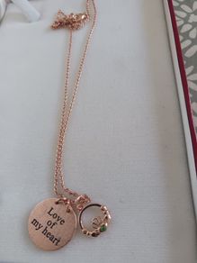Gold colour chain and pendant