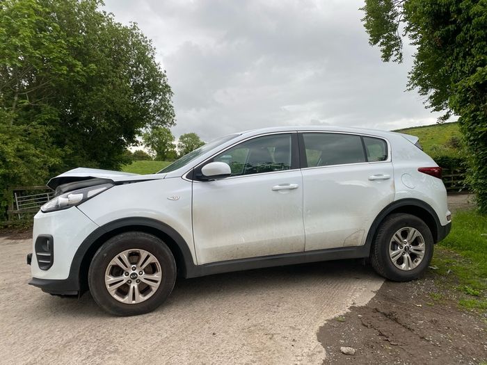 2016 KIA SPORTAGE  Breaking for Parts