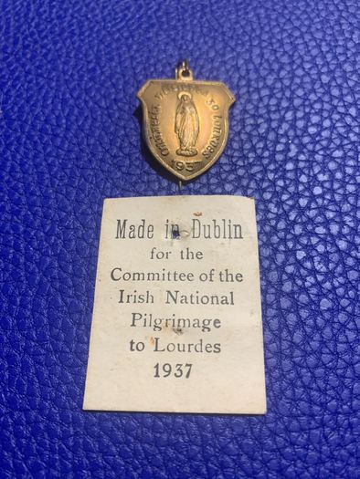 Rare Vintage Lourdes Medal