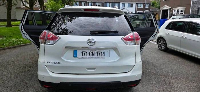 171 Nissan Xtrail 7 Seater High Spec