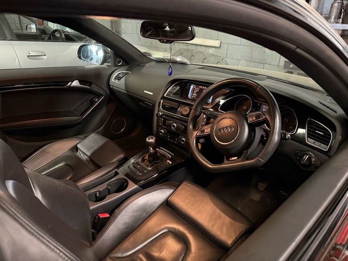 Audi A5 Sline Black edition