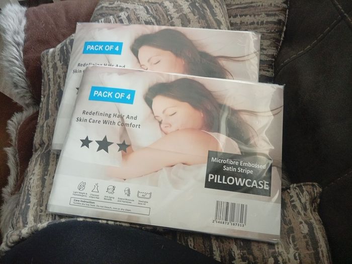 pillow cases 4  in a pack sets x 2