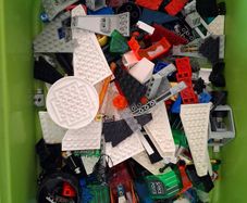 Lego classic space assorted pieces (see photos)