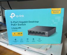 5-Port Gigabit Desktop PoE+ Switch