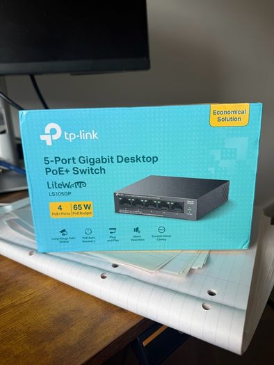 5-Port Gigabit Desktop PoE+ Switch