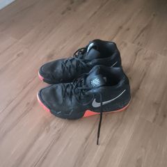 Nike MEN shoes, size 44, UK 9, 28 cm, very good condition