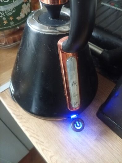 kettle and toaster