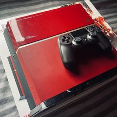 PS4 Metal Gear Solid V Limited Edition 500GB