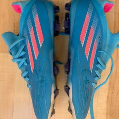 Girls Football Boots size 4
