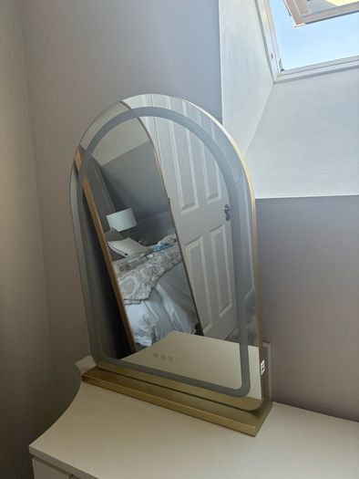 Vanity Mirror
