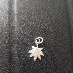 925 silver hemp leaf pendant