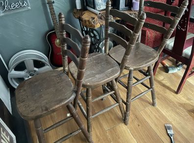 bar stools x 3