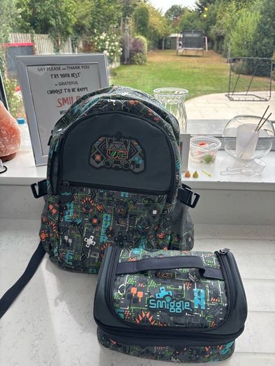 Snuggle school bag and lunch box