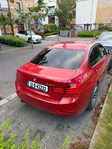 BMW 3-Series 2012