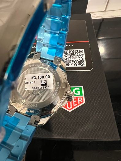 TAG Heuer Aquaracer Professional 200 Solargraph