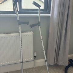 Free crutches