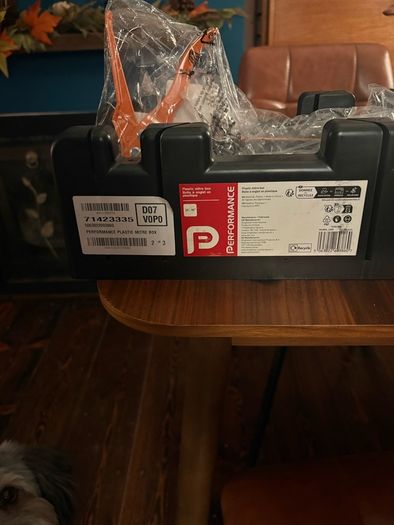 Free Mitre Box, Sealant And Sealant Gun