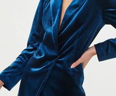 Amisu dark blue/navy  velvet blazer for women size UK14/16 EU42/44  Perfect condition Postage included