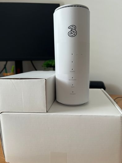 ZTE 5G Sim-Card Wireless Router (Unlocked)