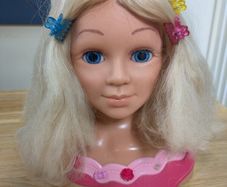Princess Coralie hair styling doll head