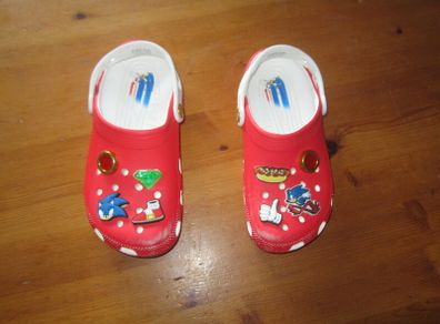 CROCS    sonic the hedgehog    size 5    red