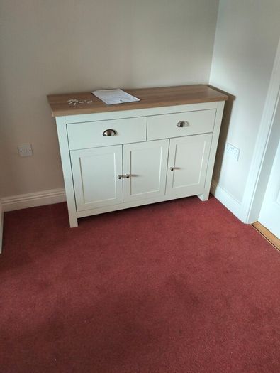 Handyman ,Builder, Carpenter, Flooring service, assemble furniture, installation roller,cornices