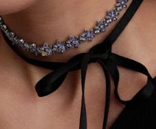 Pandora Bridgerton Herbarium & Bee Choker   New