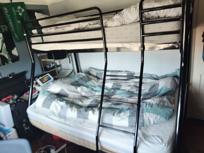 Bunk Bed, double/single