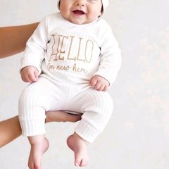 1 to 3 months hello world baby grow and matching hat