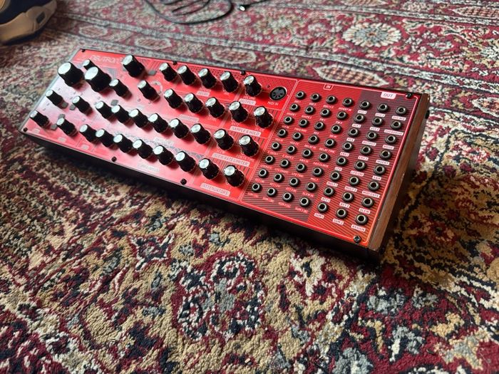 Behringer Neutron