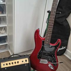 Bundle Like New: Fender Squier HSS, Epiphone Amp, Cover, Stand and Cover